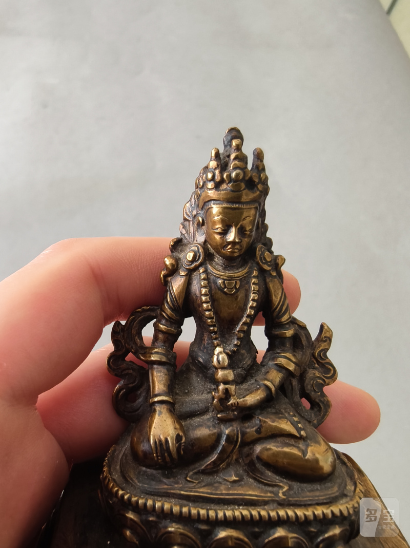 TWO BRONZE FIGURES OF RATNASAMBHAVA AND AKSHOBHYA - 图12